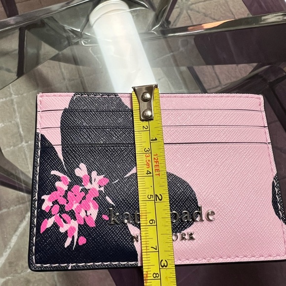 Small Slim Card Holder NWOT - Picture 3 of 4